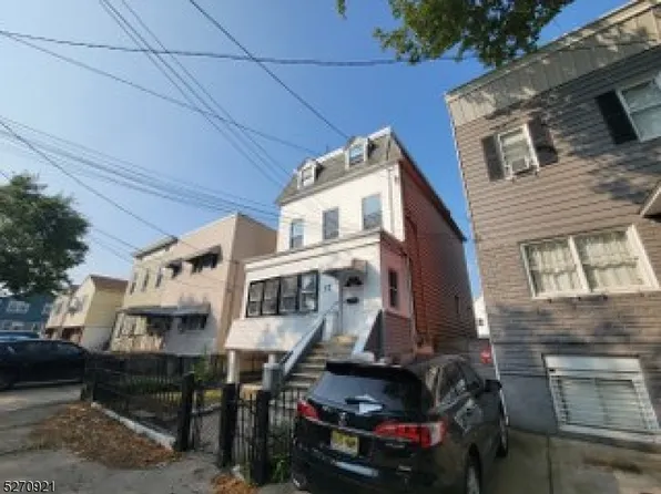 17 Elizabeth St, Jersey City, NJ 07306