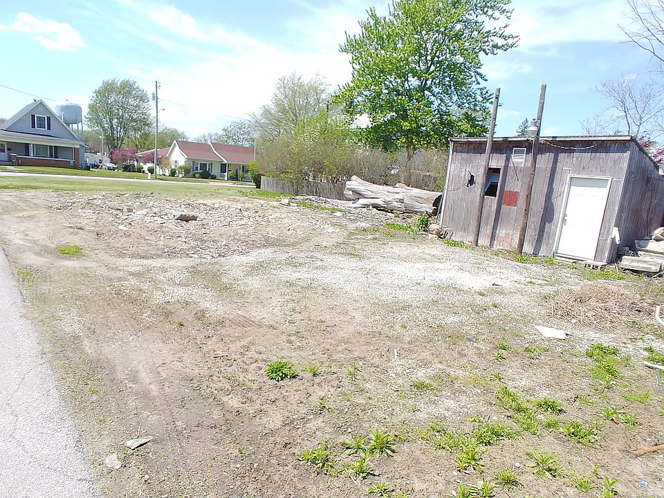 2nd image of 122 Central Ave