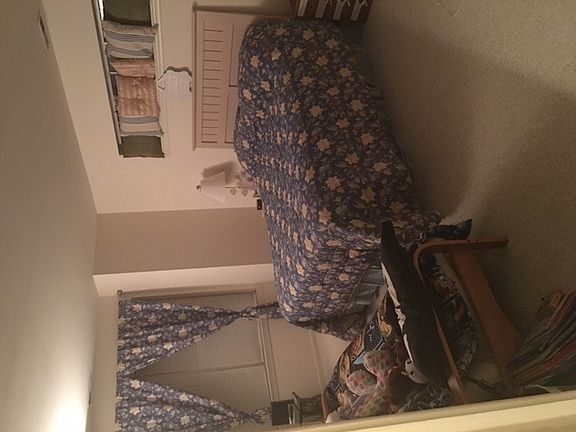 5th image of 93 Trotters Ln #508