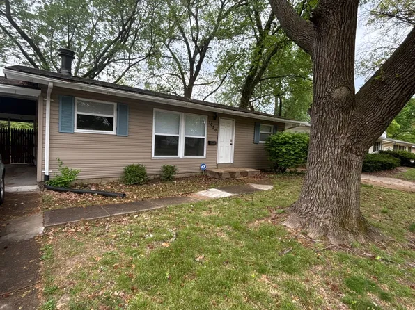 1020 Rogers Ln, Florissant, MO 63033