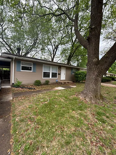 1020 Rogers Ln Photo 1