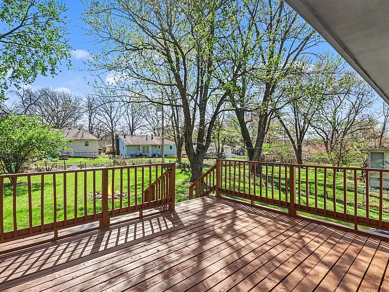 11939 Smalley Ave — Photo 36