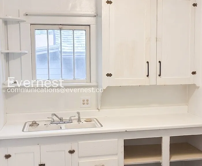 801 Smith St — Photo 4