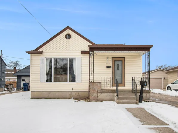 1804 S Van Buren St, Bay City, MI 48708