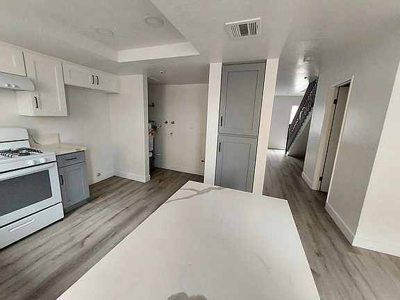 4th image of 13891 Cedar St #13881-D