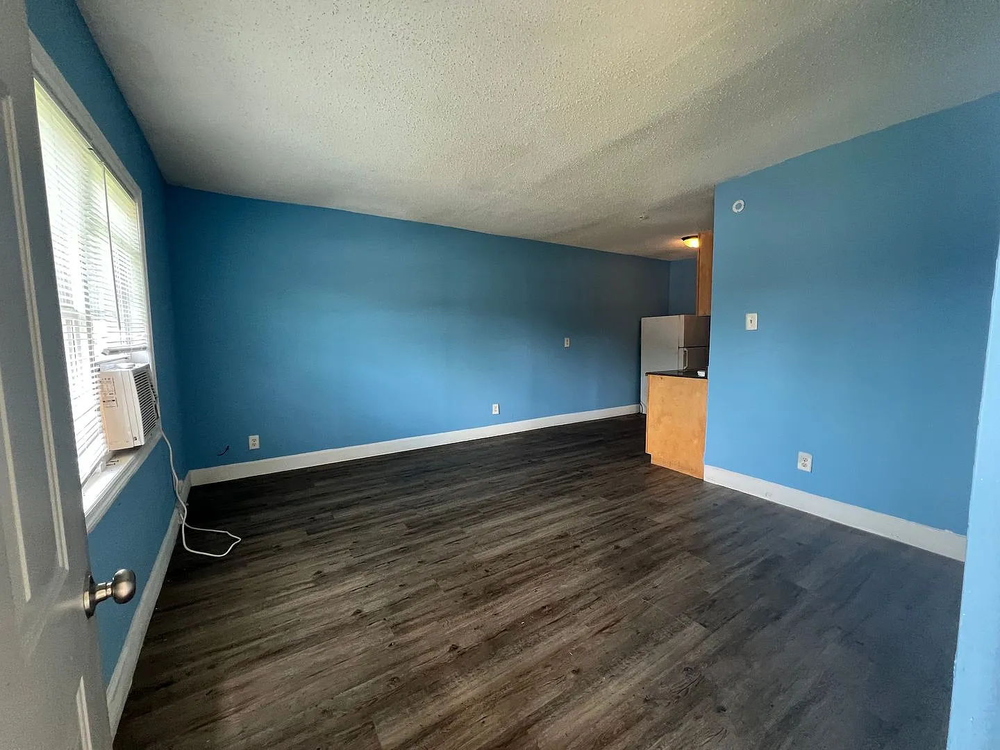 408 29th Place — Photo 2