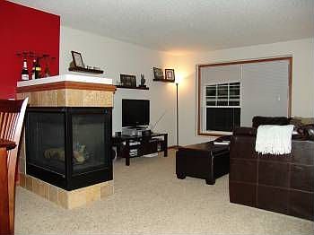 4th image of 874 Ledgestone Dr