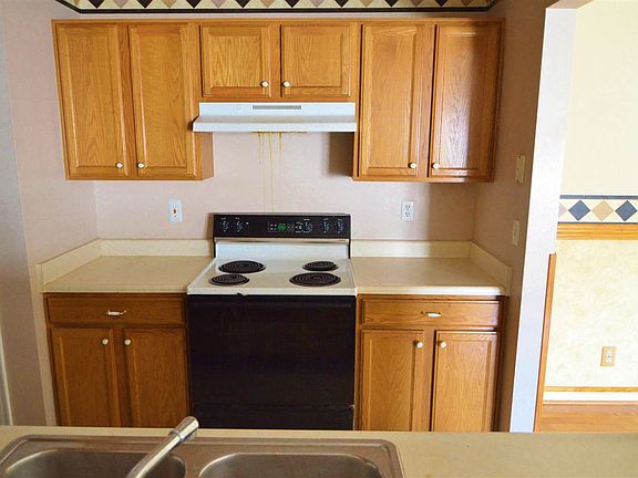 5th image of 5347 Millstone Ct Unit 7E