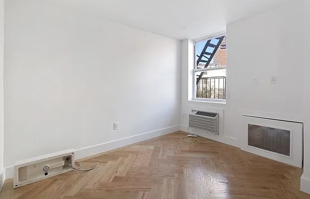 Rented by Compass | media 19