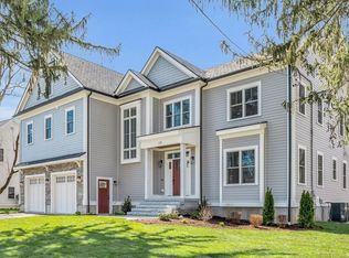 118 Reed St, Lexington, MA 02421