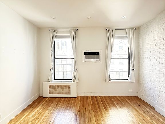 5th image of 128 E 83rd St APT 4A