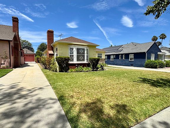 3rd image of 3513 S Sycamore Ave