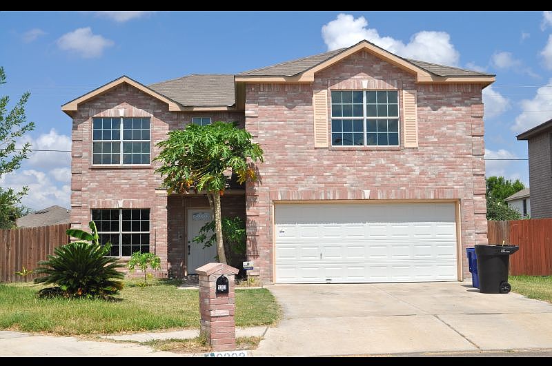 1st image of 9303 N 32nd Ln