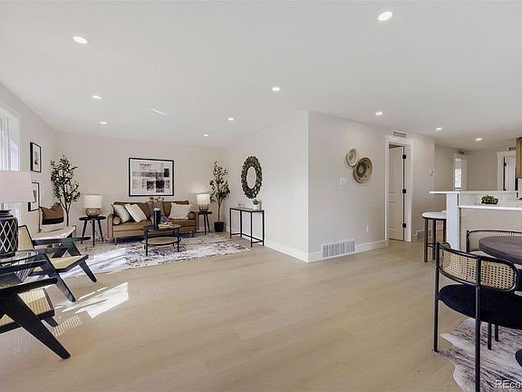 4th image of 136 Agate Way
