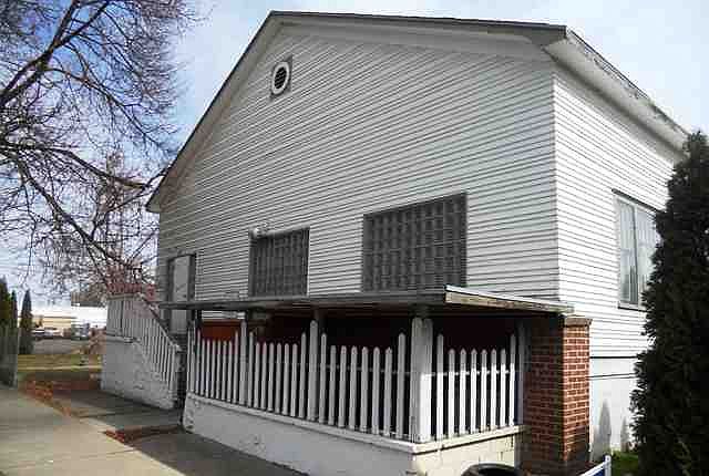 2nd image of 111 Birch Ave