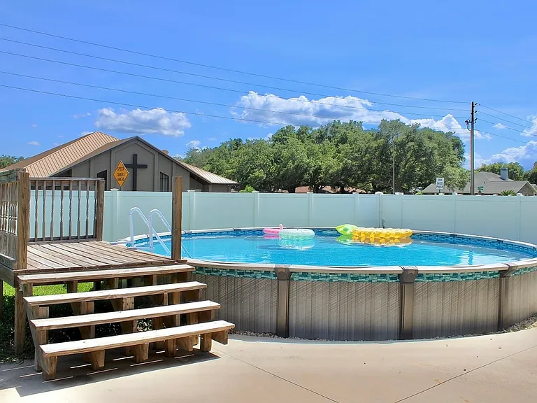 10240 Barrington Ct — Photo 2