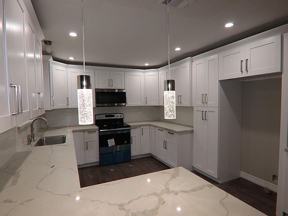 2nd image of 1317 South Ave