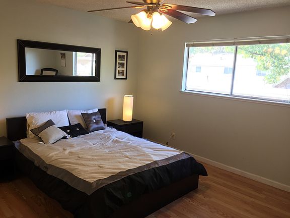 3rd image of 1574 Ivycreek Cir