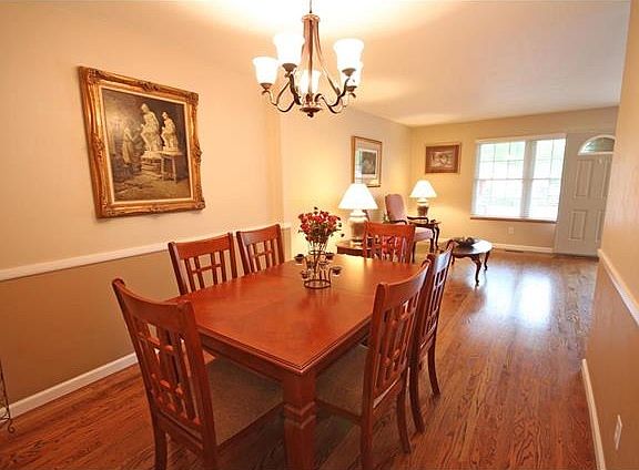 5th image of 4631 Dorbendale Ct