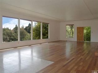 686 Ellis Ct, Sebastopol, CA 95472