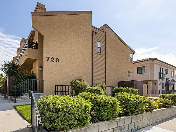 2nd image of 720 S Marengo Ave APT 7