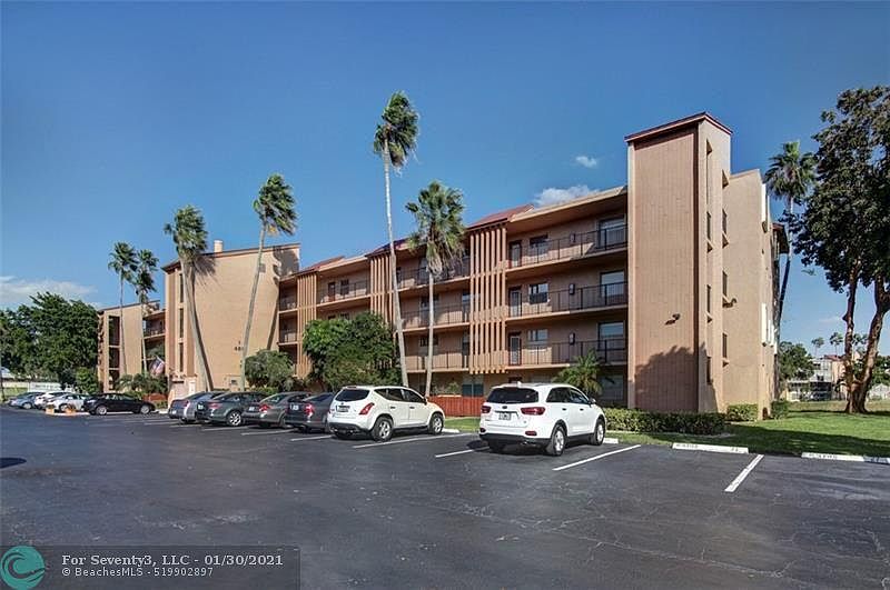 1st image of 480 NW 76th Ave APT 303