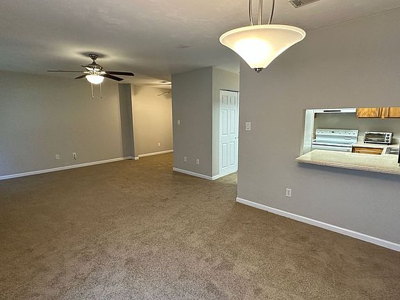 3rd image of 1317 Airport Dr APT F13
