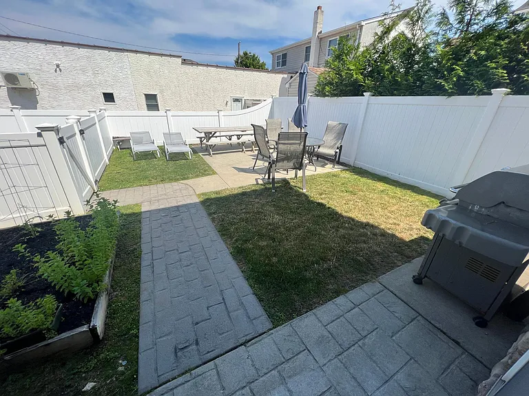 25 Lido Blvd — Photo 18