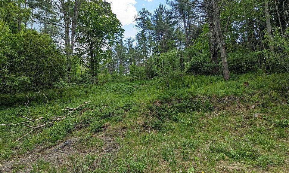 2nd image of 00 Button Hill Road