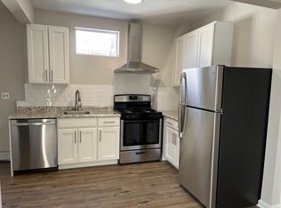 129 Soundview Ave UNIT B, Stamford, CT 06902