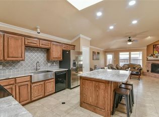 5505 Alta Verde Cir, Arlington, TX 76017