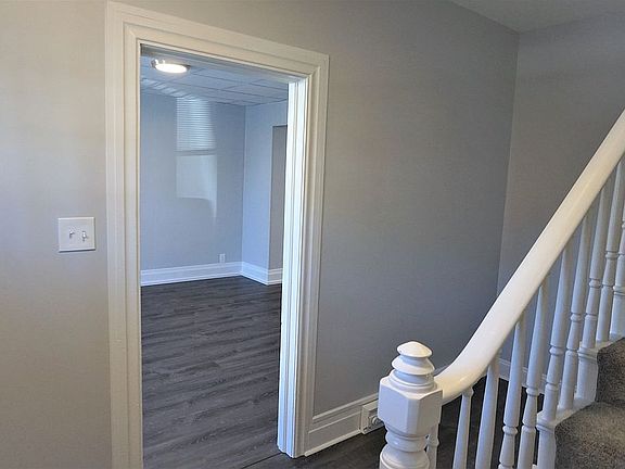 3rd image of 40 N Broad St