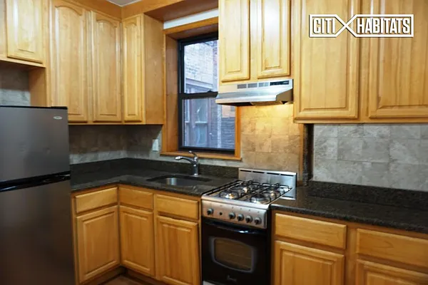 Rented by Citi Habitats | media 12