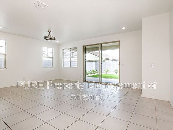 4th image of 3769 N 102nd Ave