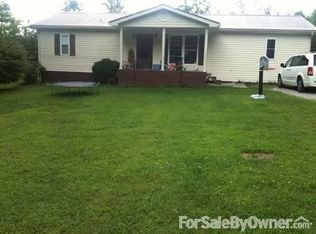 137 L V Storey Rd, Robbins, TN 37852