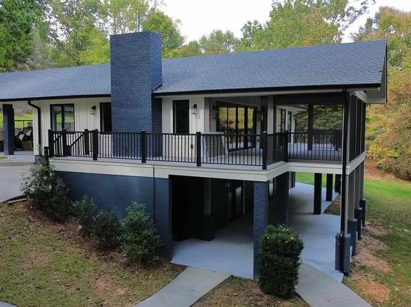 838 Chateau Estates Rd, Lavonia, GA 30553
