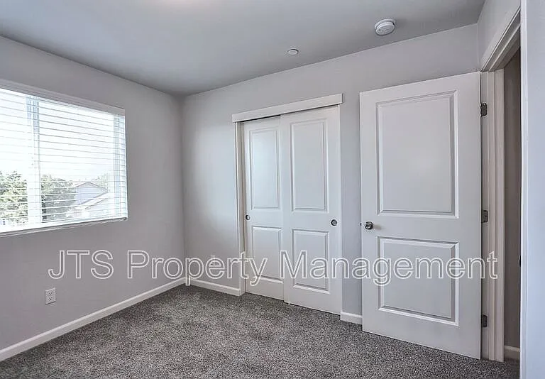 47 Brookbay Way — Photo 36