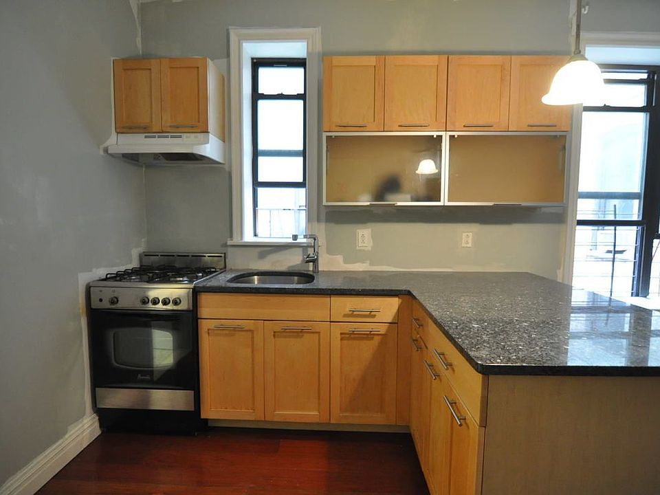1st image of 291 Eastern Pkwy APT 20