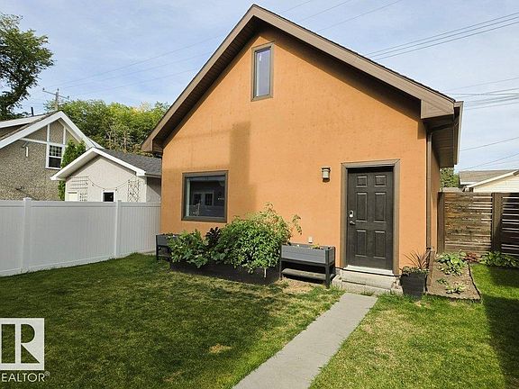 4th image of 6520 111th Ave NW