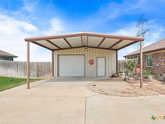 5th image of 6149 Big Tree Dr