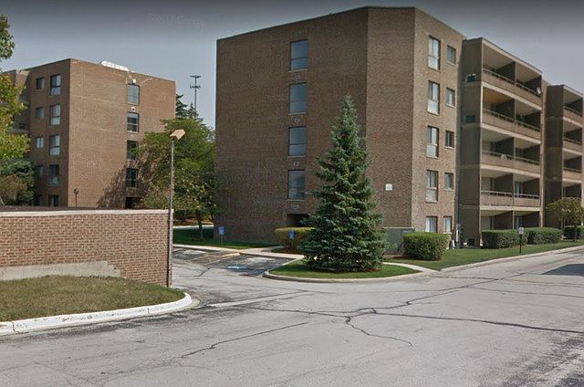 1st image of 5 E Carriageway Dr APT 405