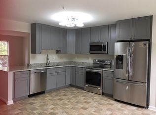 10404 Heathside Way, Potomac, MD 20854