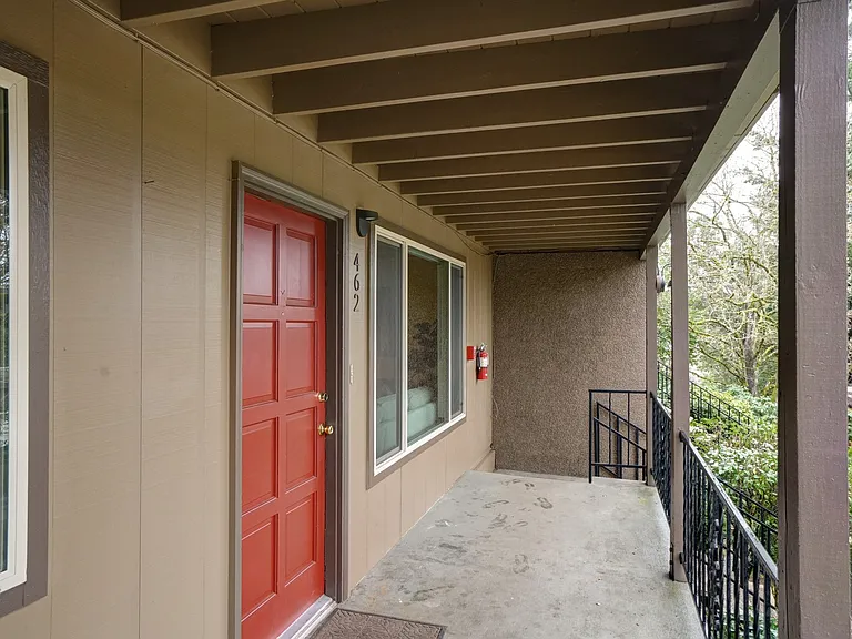 Upland Terrace — Photo 17