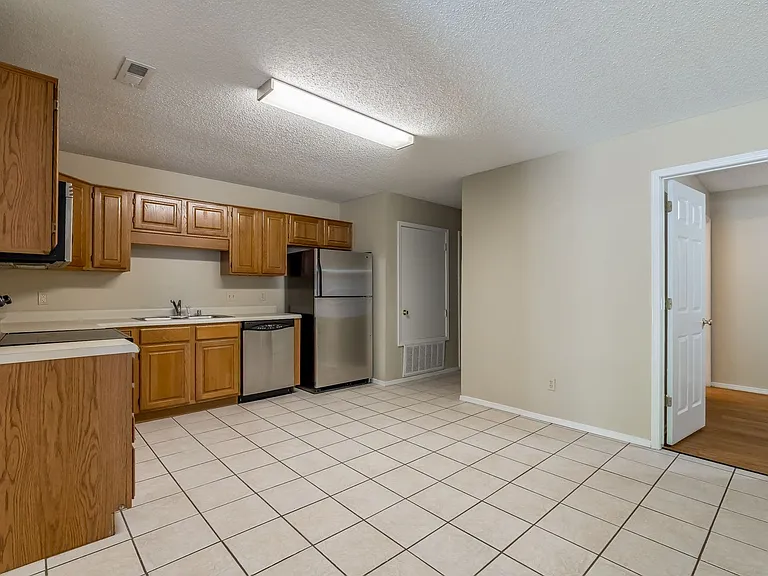 594 S Dockery Ln — Photo 6