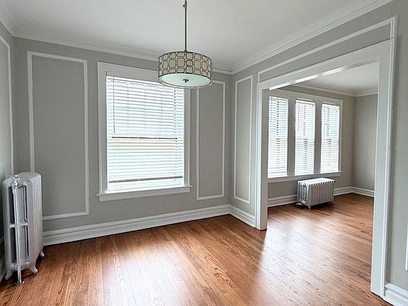 4th image of 6226 N Clark St #3F