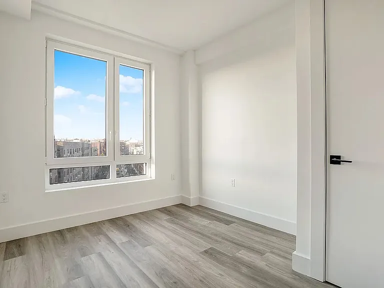 1634 Church Ave #706 — Photo 5
