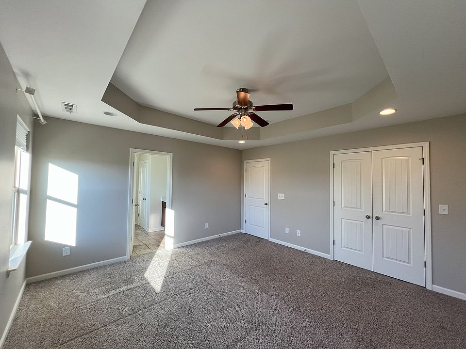 Private bathroom and walk-in closet