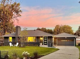 4625 Valley View Rd, Edina, MN 55424