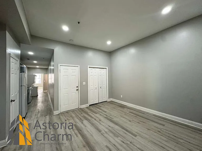 1918 N Charles St #2 — Photo 7