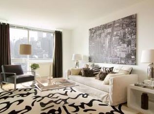 421 W 37th St, New York, NY 10018